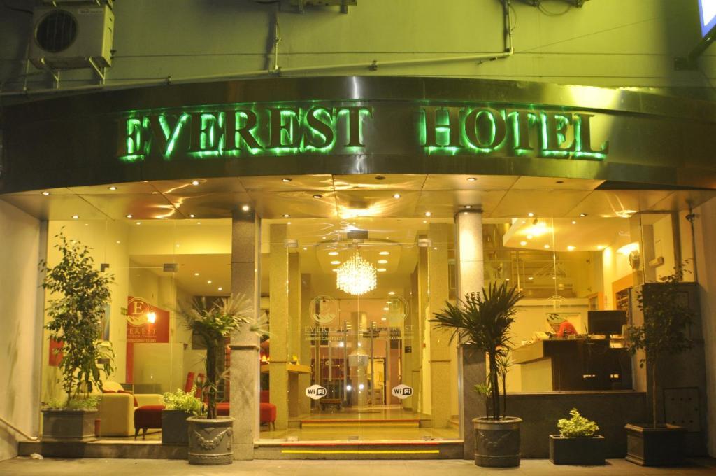 Hotel Everest Cordoba Exterior photo